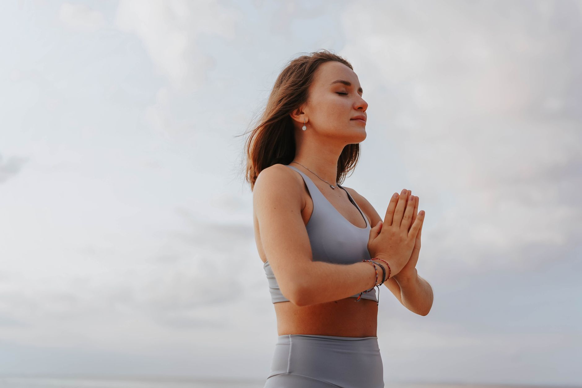 Il corpo in trance: segnali fisici che non riconosci