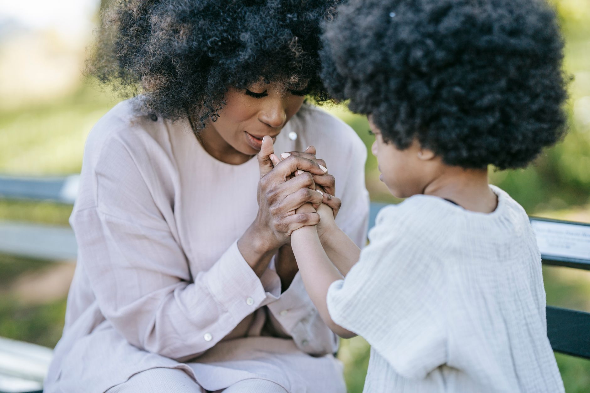 La madre ansiosa: come l'ansia si trasmette ai figli